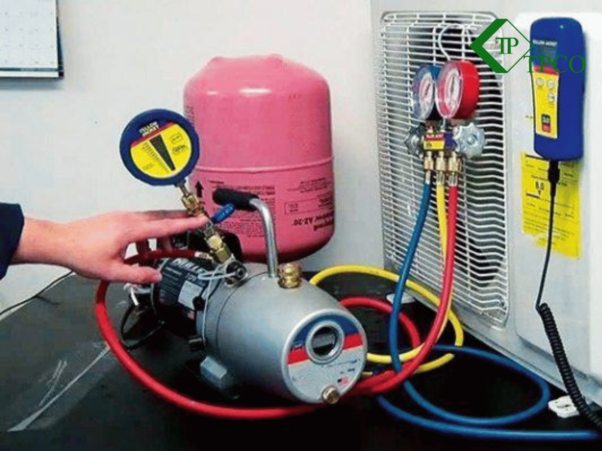 sua-may-lanh-cong-nghiep-binh-duong