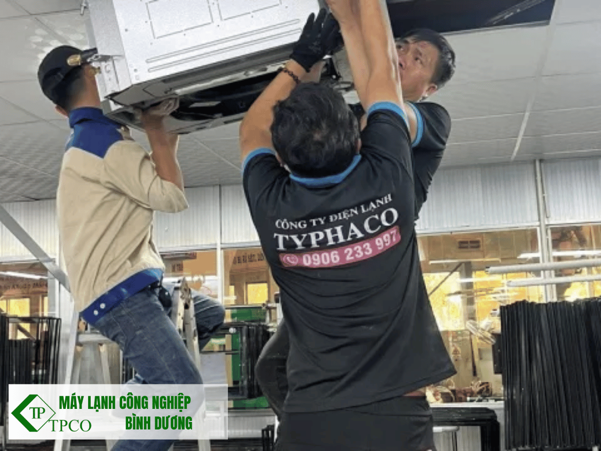 sua-may-lanh-am-tran